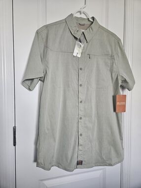 NWT Reel Legends Short Sleeve Button-Down Shirt in Sage Green Size S